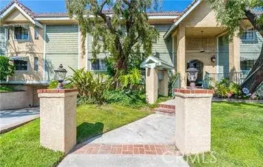 25 Palmetto #F, Alhambra, CA 91801