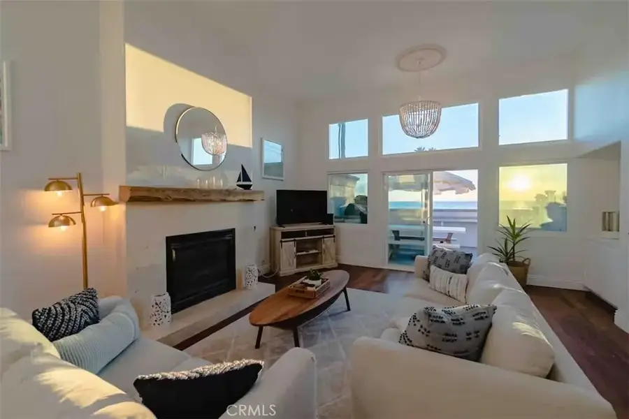2202 W Oceanfront, Newport Beach, CA 92663 - #3