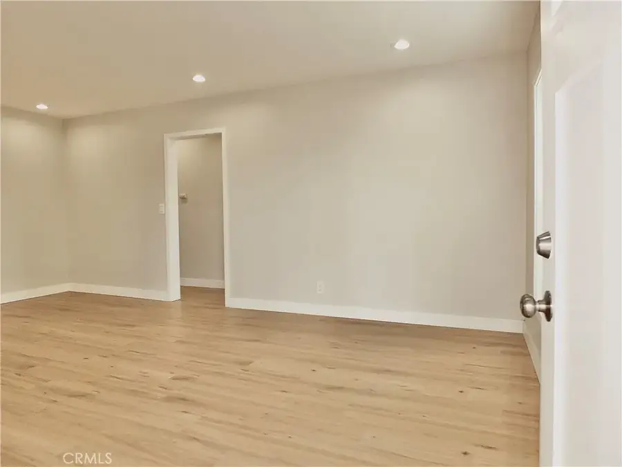 1335 W Burnett, Long Beach, CA 90810 - #2