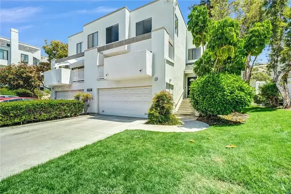 5733 E Stillwater Avenue #2, Orange, CA 92869