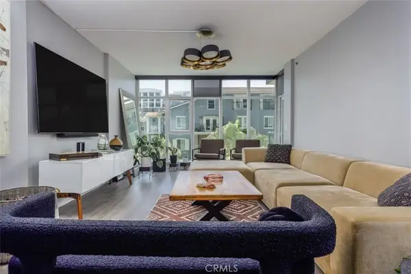 411 W Seaside Way #302, Long Beach, CA 90802