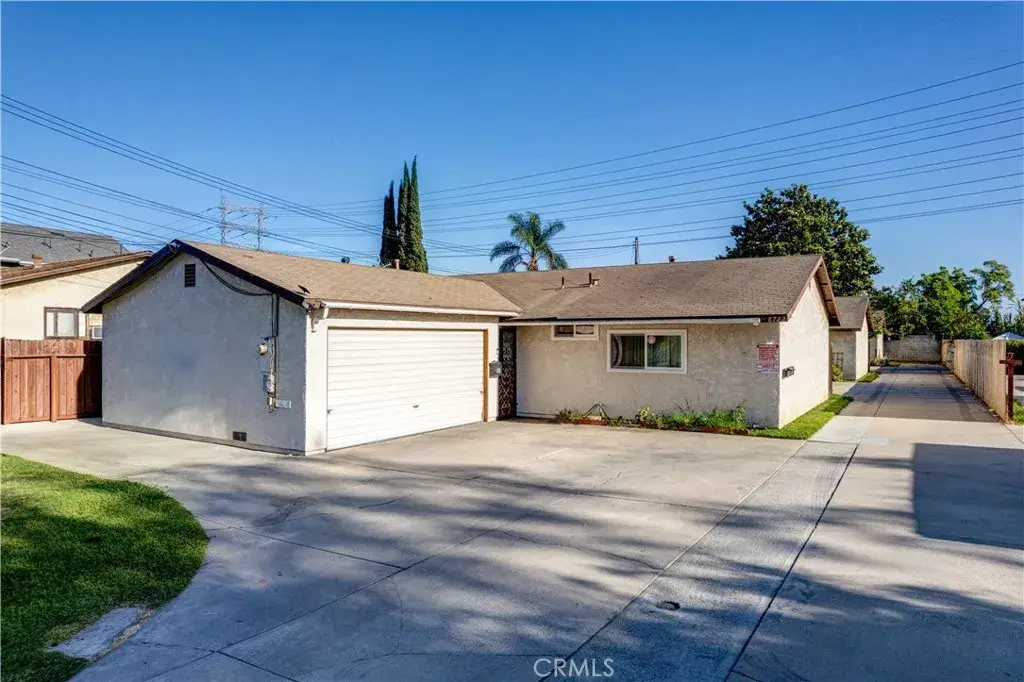 8718 Rose, Bellflower, CA 90706 - #1