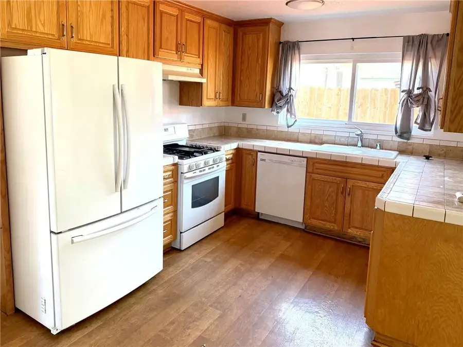 8718 Rose, Bellflower, CA 90706 - #2