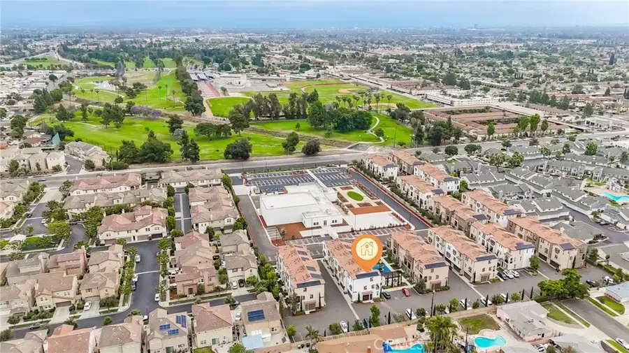 271 N Magnolia Avenue #5, Anaheim, CA 92801 - #3