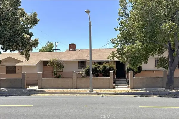1020 W 10th Street, Corona, CA 92882
