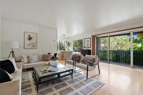 372 Carroll East #201, Long Beach, CA 90814