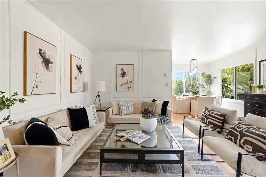 372 Carroll East #201, Long Beach, CA 90814 - #2