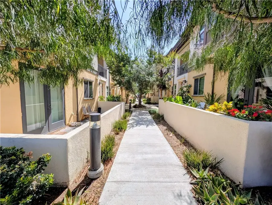 3810 W Kent Avenue #4, Santa Ana, CA 92704 - #3
