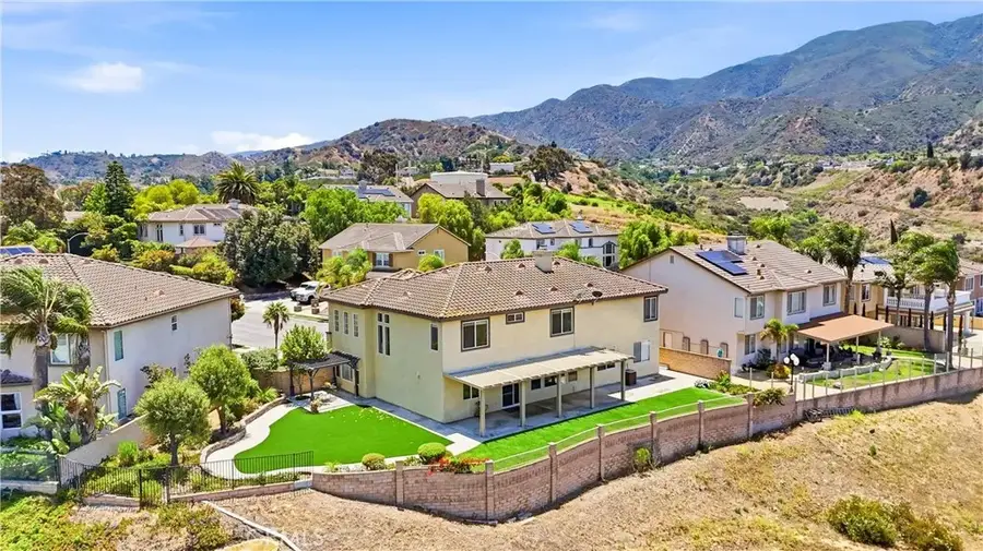 950 Manor Way, Corona, CA 92882 - #2