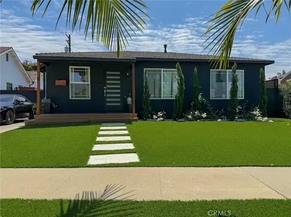 5438 E Walkerton St., Long Beach, CA 90808