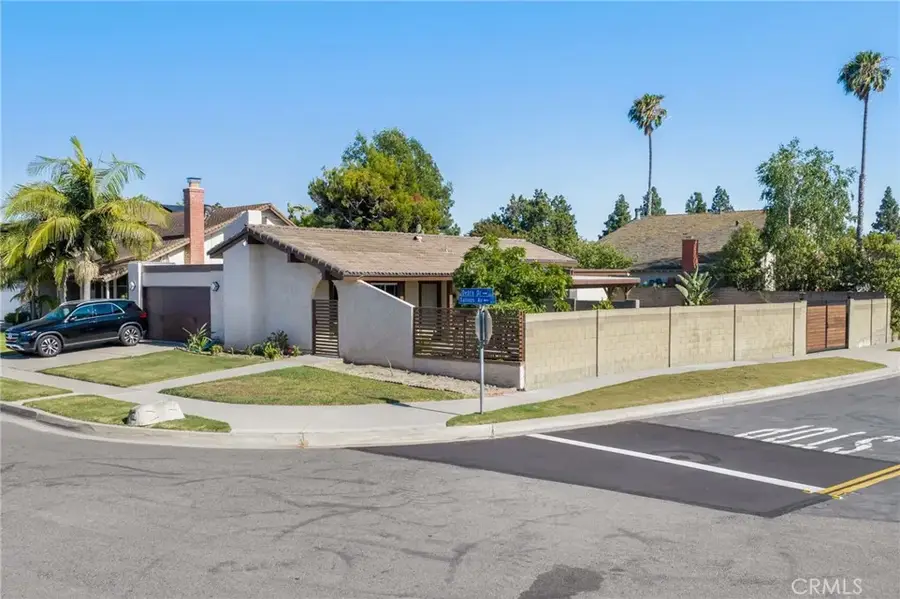 1099 Salinas, Costa Mesa, CA 92626 - #2