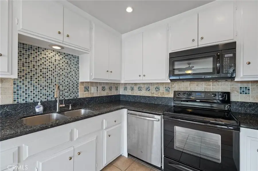 1187 E 3rd #202, Long Beach, CA 90802 - #3