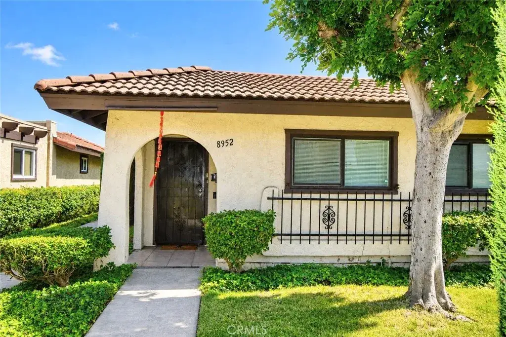 8952 Barcelona, Westminster, CA 92683 - #1