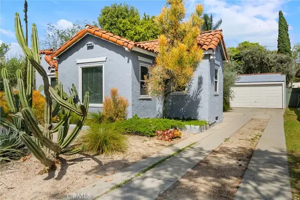 2240 Eucalyptus, Long Beach, CA 90806