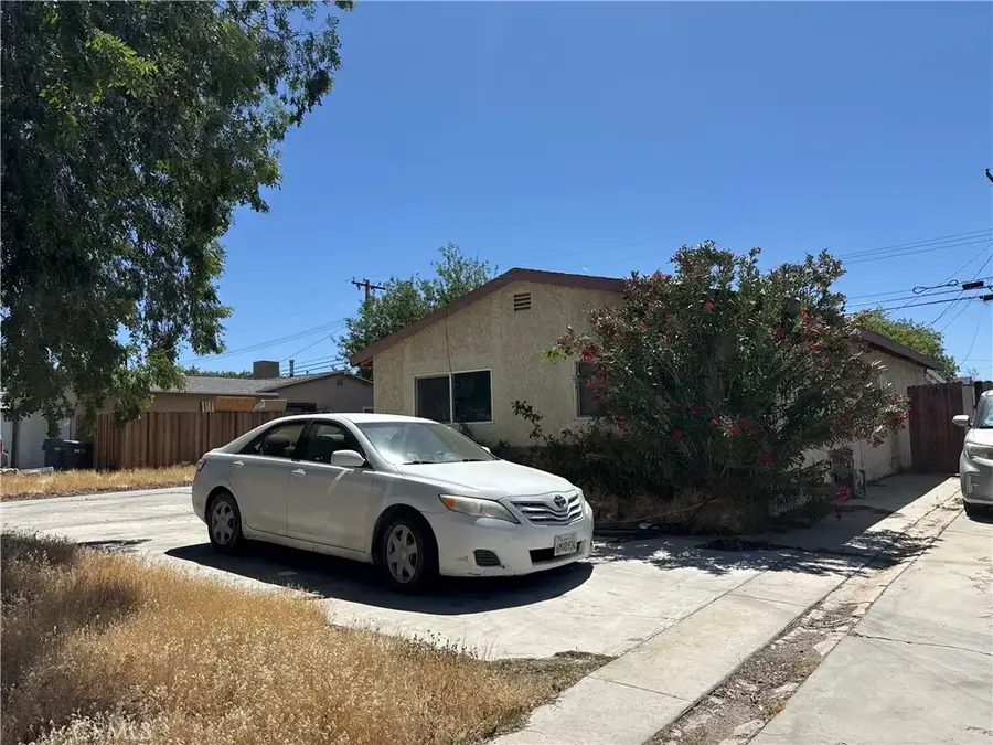 45509 Saigon, Lancaster, CA 93534 - #2