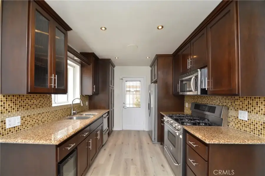 12301 Rives Avenue, Downey, CA 90242 - #3