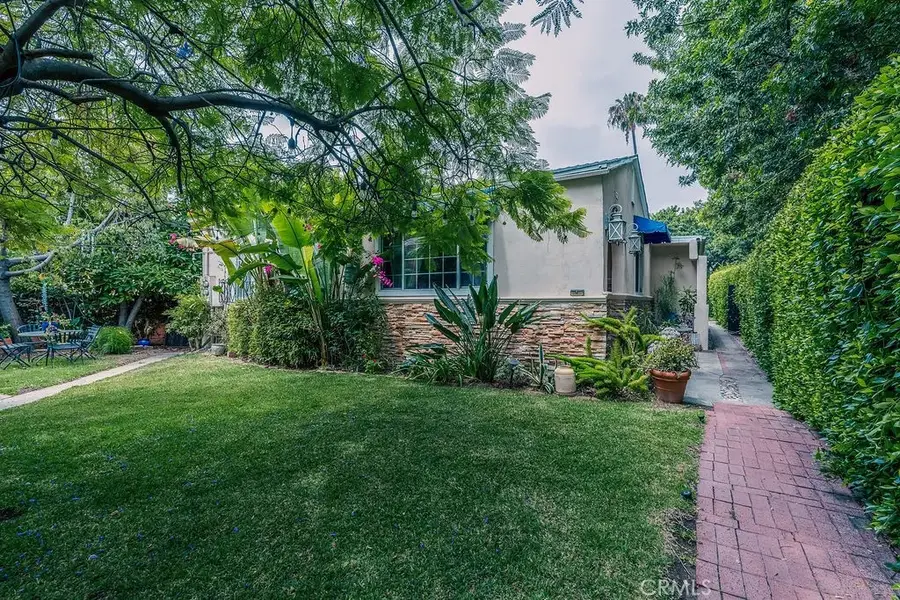 7122 De Longpre, Los Angeles, CA 90046 - #2