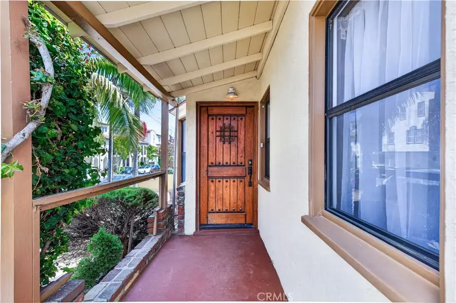 1899 Gladys Avenue, Signal Hill, CA 90755 - #2