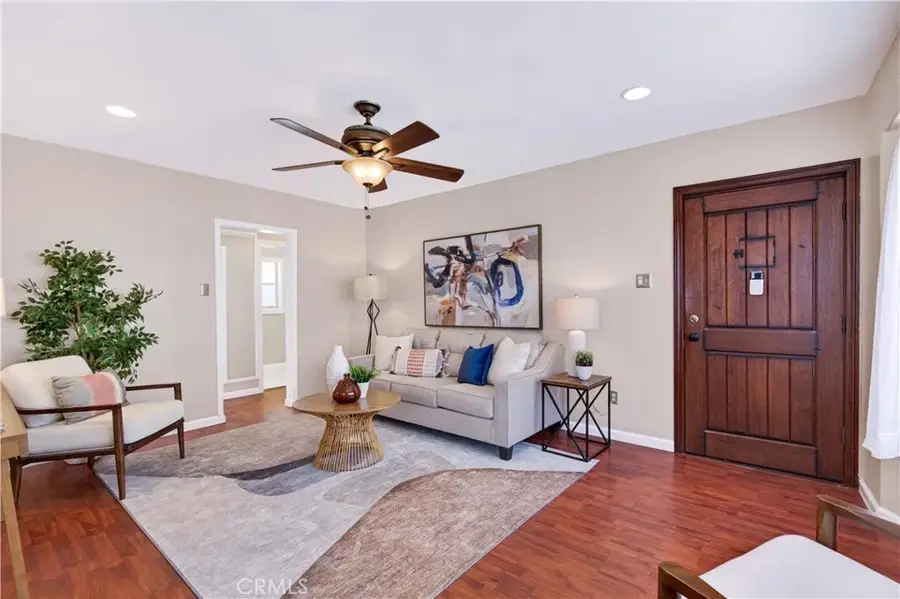 1899 Gladys Avenue, Signal Hill, CA 90755 - #3