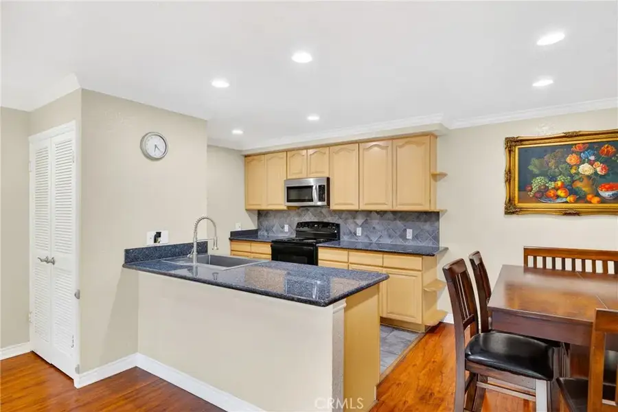2521 W Sunflower #H6, Santa Ana, CA 92704 - #3