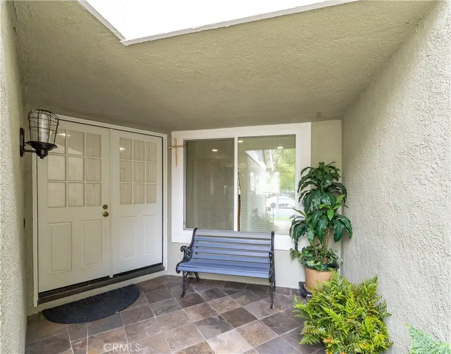 31 Echo Run, Irvine, CA 92614 - #3