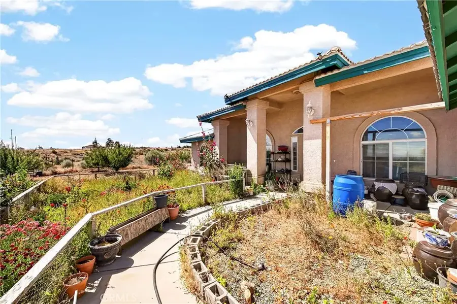 5445 Snow Line, Phelan, CA 92371 - #2