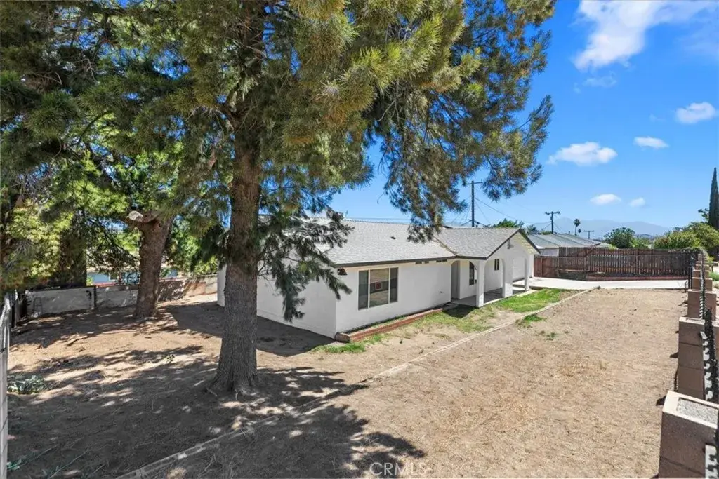 18344 7th, Bloomington, CA 92316 - #1