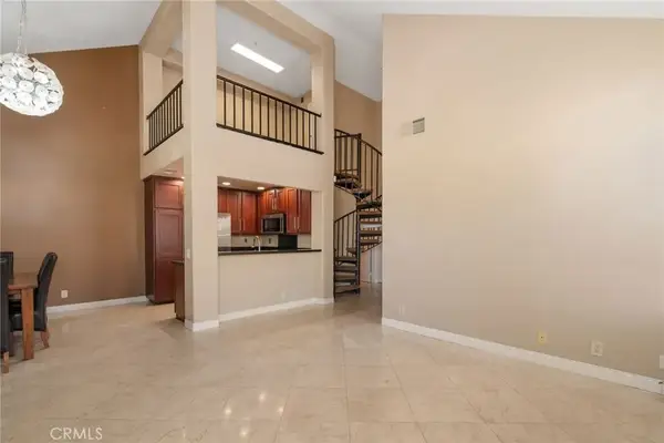 2756 Monza, Tustin, CA 92782