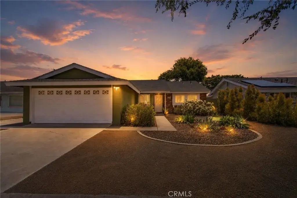 2858 Clark Avenue, Long Beach, CA 90815 - #1