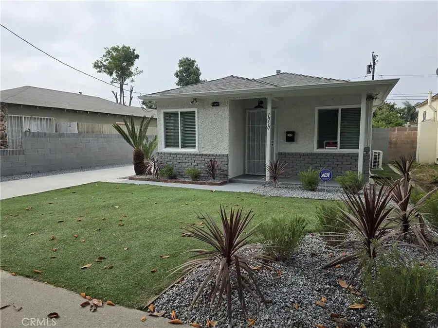 1050 E 72nd, Long Beach, CA 90805 - #2