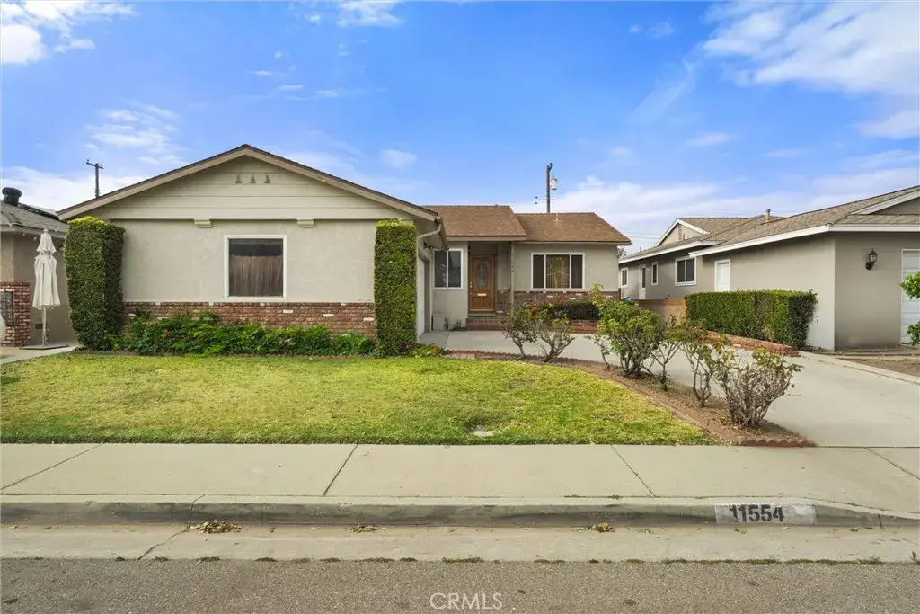 11554 168th, Artesia, CA 90701 - #1