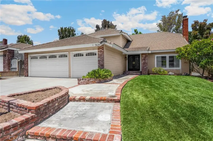769 Oak Knoll Street, Brea, CA 92821 - #2