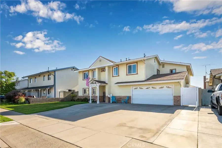 10211 Aqueduct Drive, Cypress, CA 90630 - #3