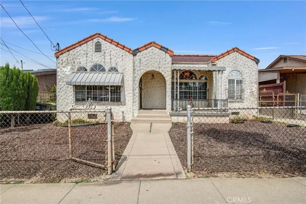 817 S Rowan Avenue, Los Angeles, CA 90023 - #1