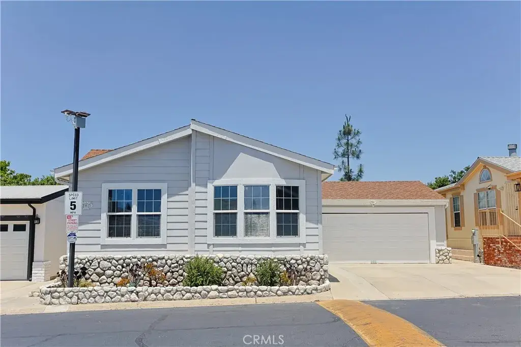 23301 Ridge Route #207, Laguna Hills, CA 92653 - #1