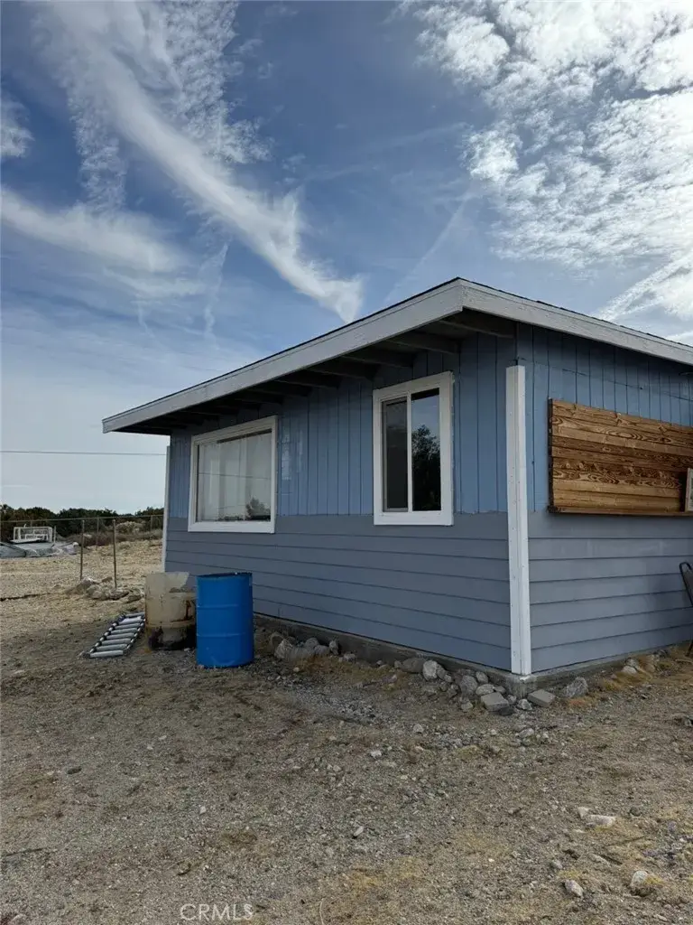 30554 234th Street East, Llano, CA 93544 - #3