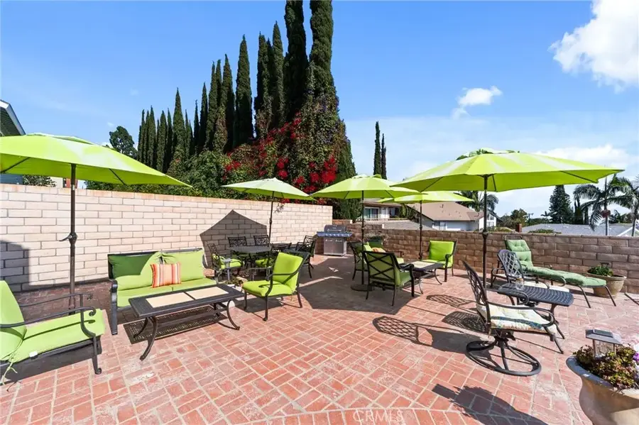 996 W Northwood Ave, Brea, CA 92821 - #2