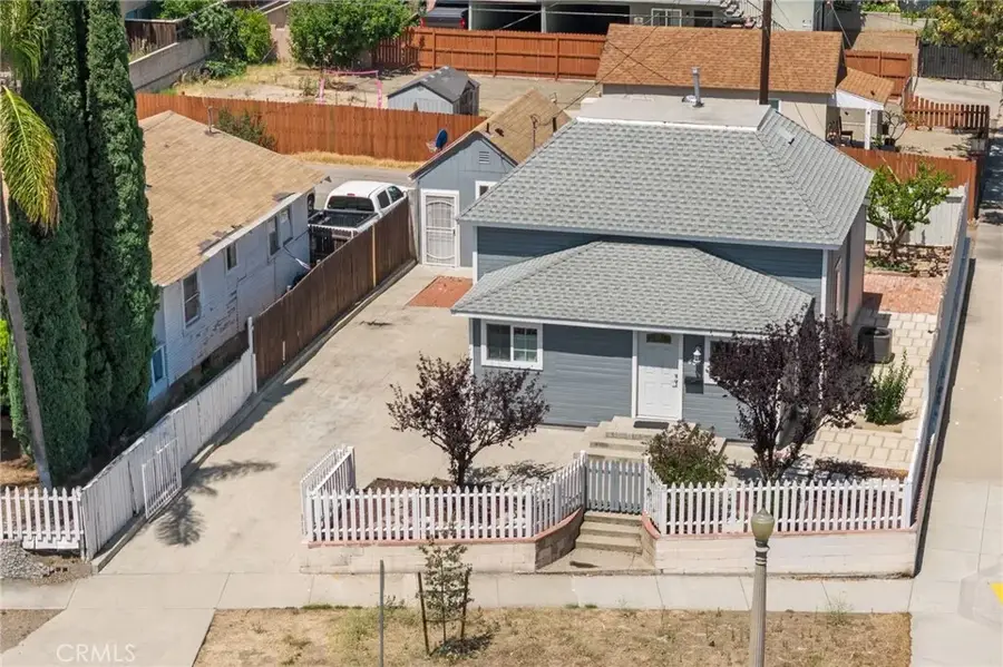 402 E Grand, Corona, CA 92879 - #2