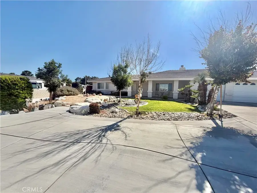 7736 El Cerrito, Hesperia, CA 92345 - #3