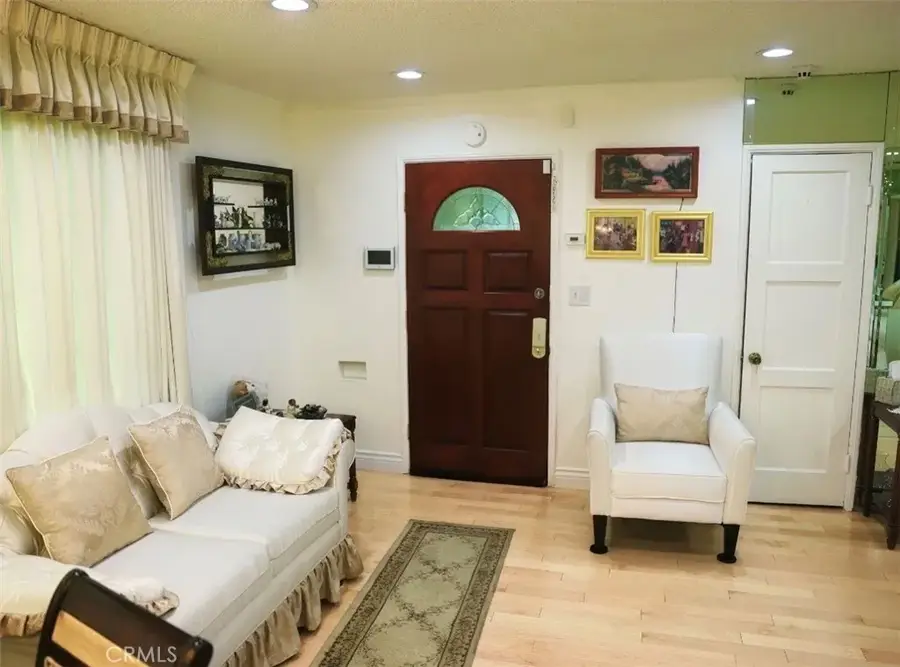 1709 W 111th, Los Angeles, CA 90047 - #2