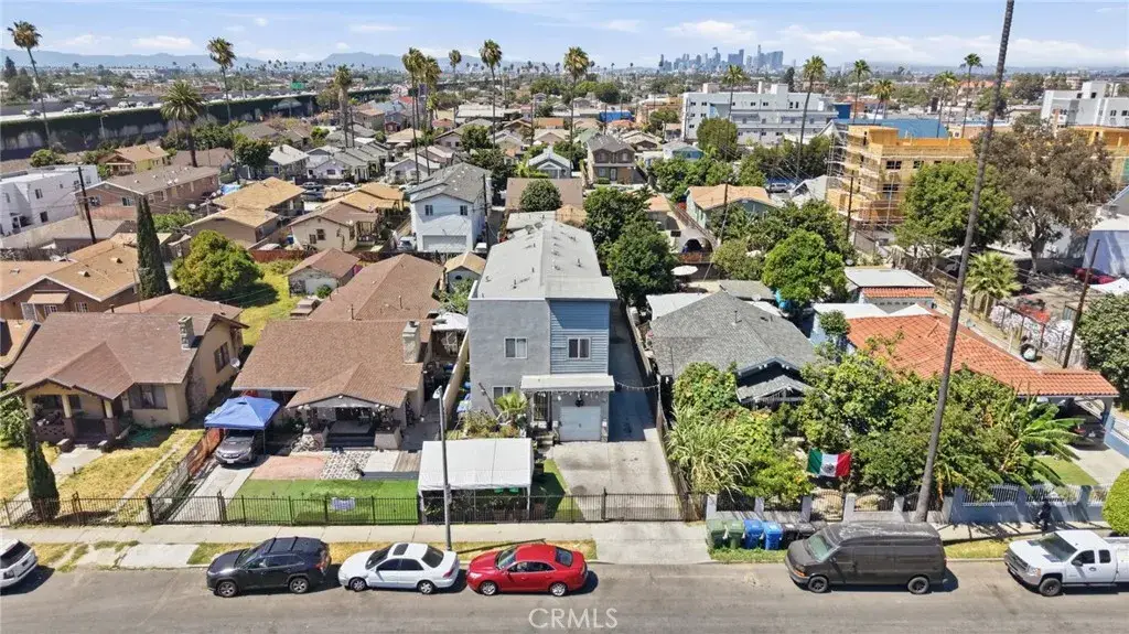 325 W 75th Street, Los Angeles, CA 90003 - #1