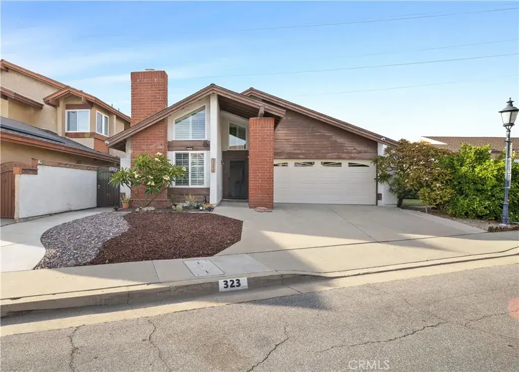 323 W Dawson Court, Glendora, CA 91740 - #1