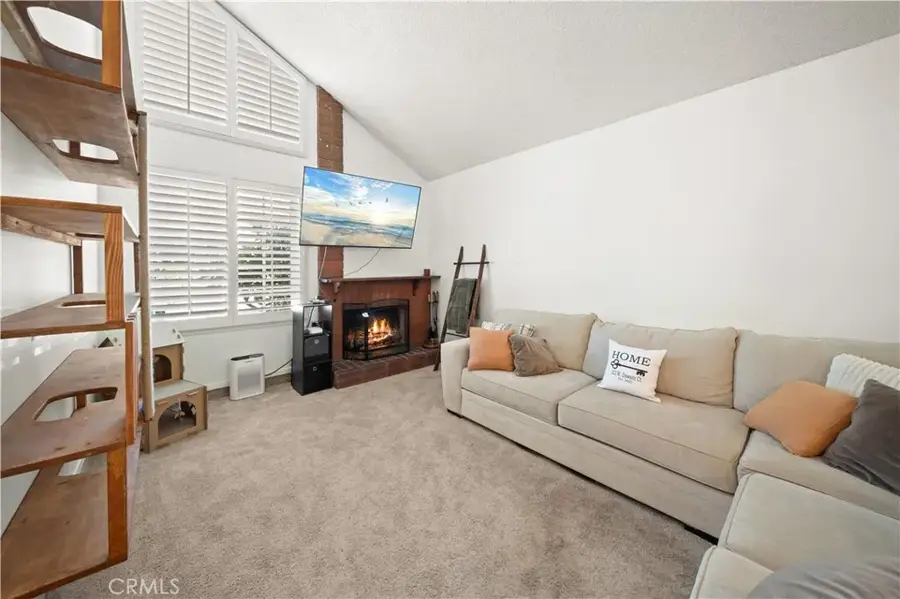 323 W Dawson Court, Glendora, CA 91740 - #3