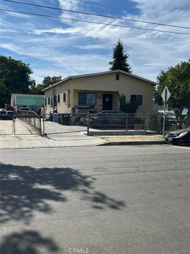 1355 S Downey, Los Angeles, CA 90023 - #1