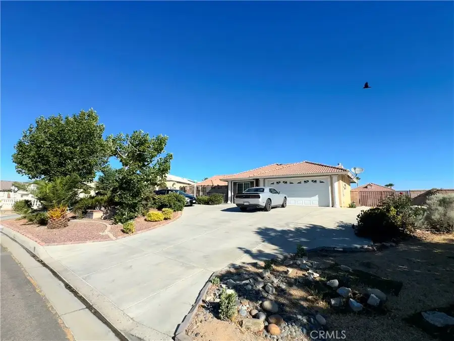 20284 Majestic Drive, Apple Valley, CA 92308 - #3
