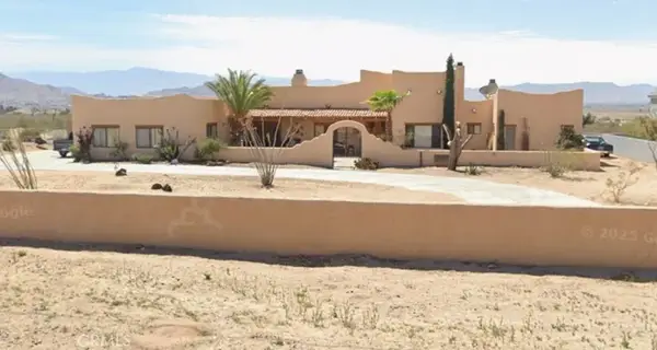 23577 South, Apple Valley, CA 92307