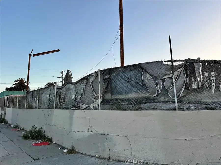 10305 S Normandie, Los Angeles, CA 90044 - #2