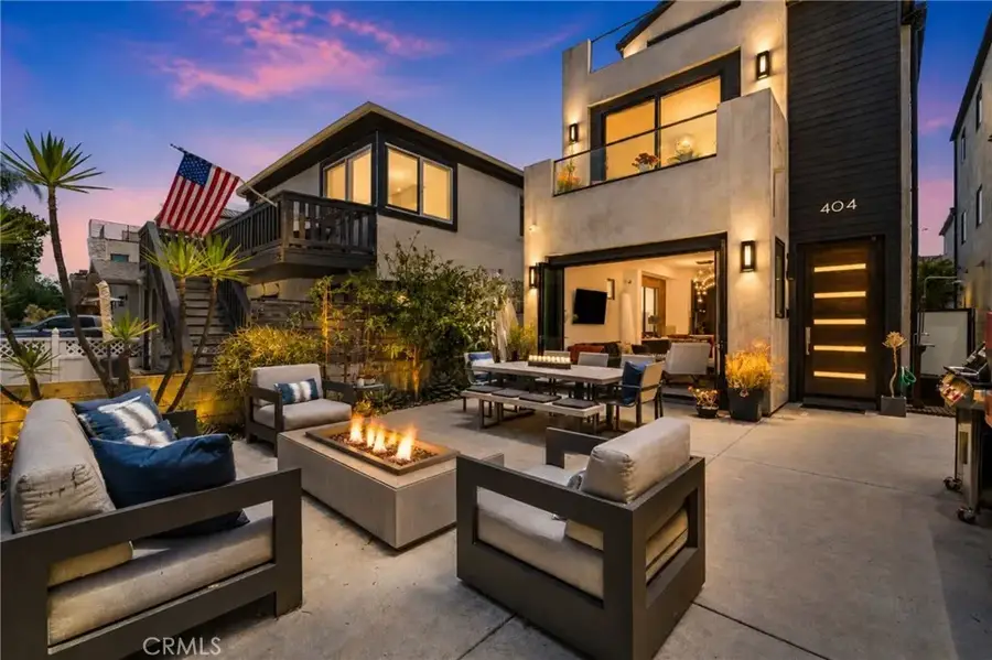 404 10th Street, Huntington Beach, CA 92648 - #2