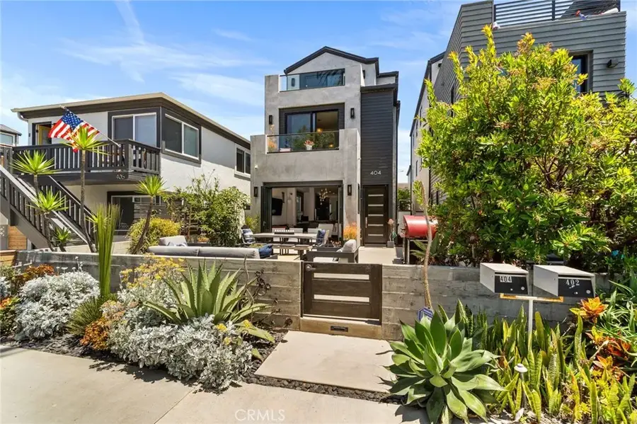 404 10th Street, Huntington Beach, CA 92648 - #3
