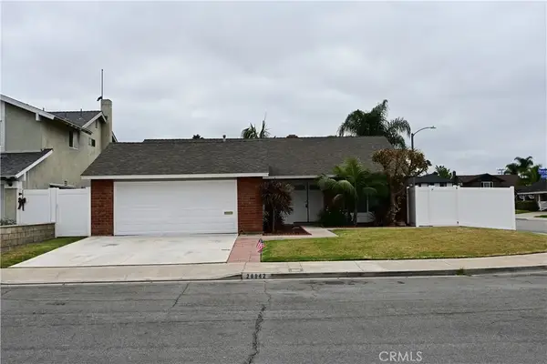 20942 Balgair Circle, Huntington Beach, CA 92646